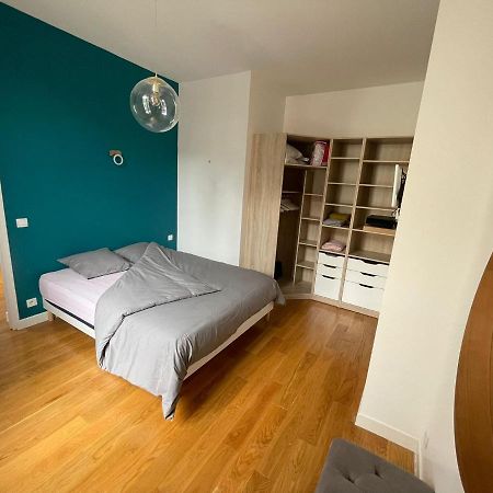 Appartamento Le Logis Des Remparts - Hyper Centre Compiègne Esterno foto