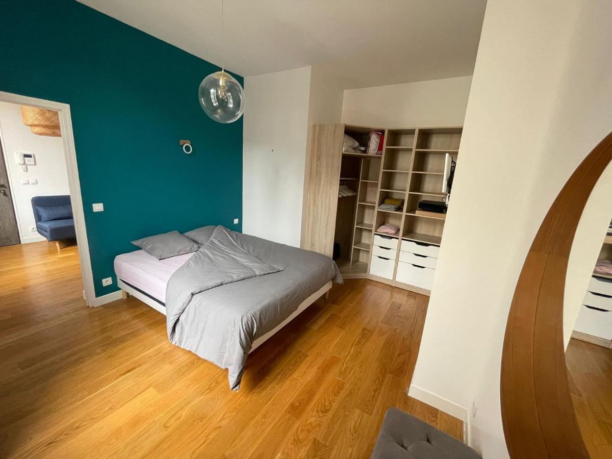Appartamento Le Logis Des Remparts - Hyper Centre Compiègne Esterno foto
